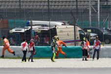Rossi Pesimis Motor...