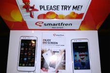 Review Singkat Smartfren...