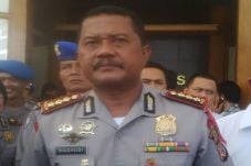 Pembatasan Jam Malam,...