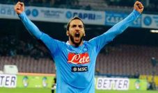 Cetak Hat-trick Lagi,...