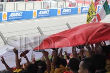 Merah-Putih Raksasa...
