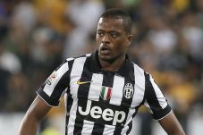 Cedera Paksa Evra Menepi...