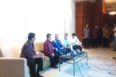 JK & Amien Rais...