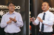 Blue Bird dan Zurich...