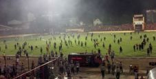 Anggap Wasit Curang,...