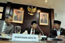 Surahman Hidayat Pimpin...