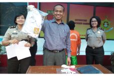 Guru Honorer di Bandung...