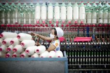 Order Berkurang, Industri...