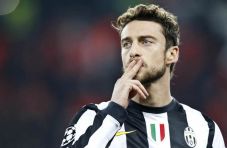 Pirlo Dicadangkan, Allegri...