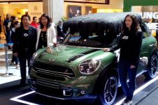 Mini Indonesia Hadirkan...
