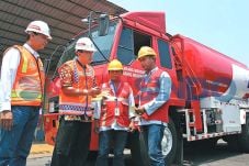 Distribusi BBM Surabaya...