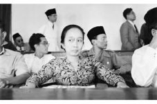 Mensos Pertama RI Maria...