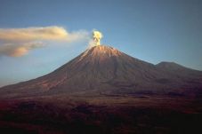 Aktivitas Semeru Meningkat