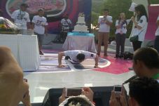Hary Tanoesoedibjo Tantang...