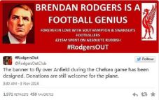Spanduk Rodgers Out...