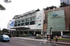 Plaza Indonesia Akuisisi...