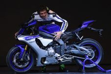 Yamaha YZF-R1 Hadir...