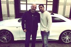 Drake Pemilik Pertama...