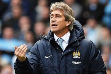 Jadi Juru Kunci, Pellegrini...