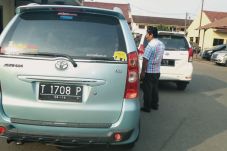 Nasabah Bank Kembali...