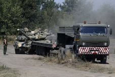 Kiev Tuduh Rusia Invasi...