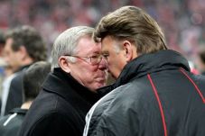 Van Gaal Butuh Waktu...