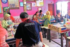 Dibuai Kelezatan Nasi...