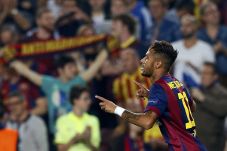 Neymar-Alba Selamatkan...