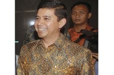 Tugas Birokrat Sebagai...