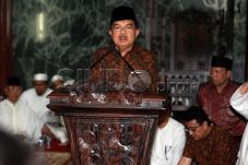 JK Pimpin Upacara Peringatan...