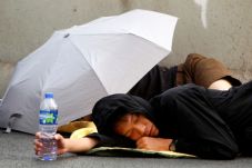 Tidur Cukup, Kunci Turunkan...