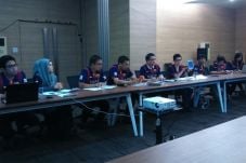 Advan Kenalkan Seri...