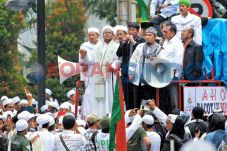 Ahok Otomatis Gubernur...