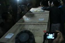Jenazah Sumarti Ningsih...