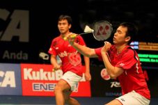 Ahsan/Hendra Angkat...