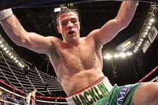 Macklin Belum Menyerah...