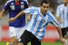 Tevez Ngebet Main untuk...
