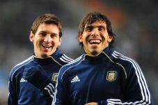 Tevez Antusias Kembali...