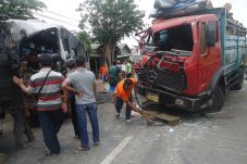 Tabrakan Maut di Bojonegoro...
