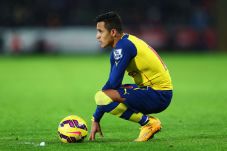 Sumbang 12 Gol, Sanchez...