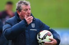 Baines Dukung Hodgson...