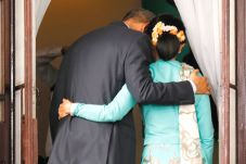 Obama Desak Myanmar...