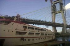 Gempa Manado, Jembatan...