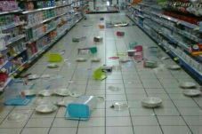Gempa Manado, Barang...
