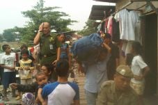 Penertiban Rumah Warga...
