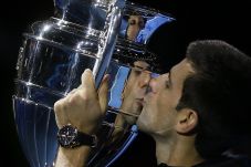 Djokovic Terpaksa Tunda...