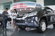 Isuzu Beri Kesempatan...