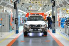 Volvo S90 Akan Diproduksi...
