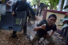 AJI Desak Polisi Brutal...