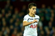 Lamela Ditaksir Tiga...